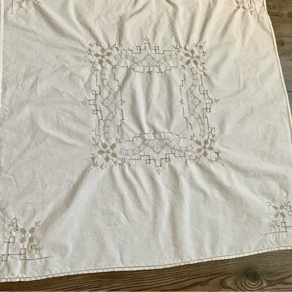 Vintage table cloths